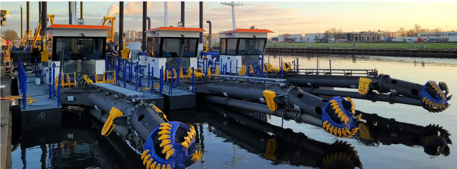 DAMEN (Tug & Dredgers)